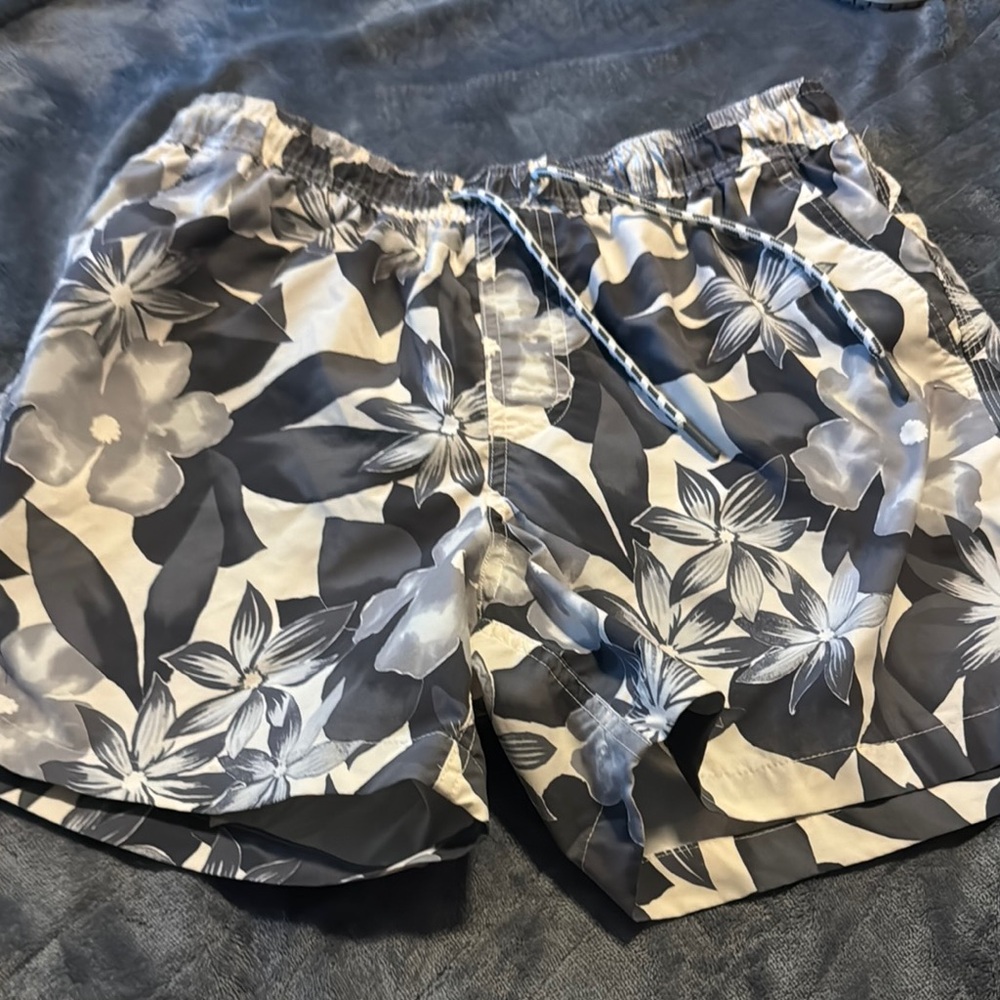 American Eagle Outfitters Black and White Swim Trunks